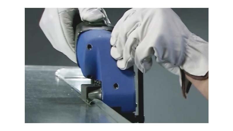 sertisseuse TRF300-2PLUS action 2